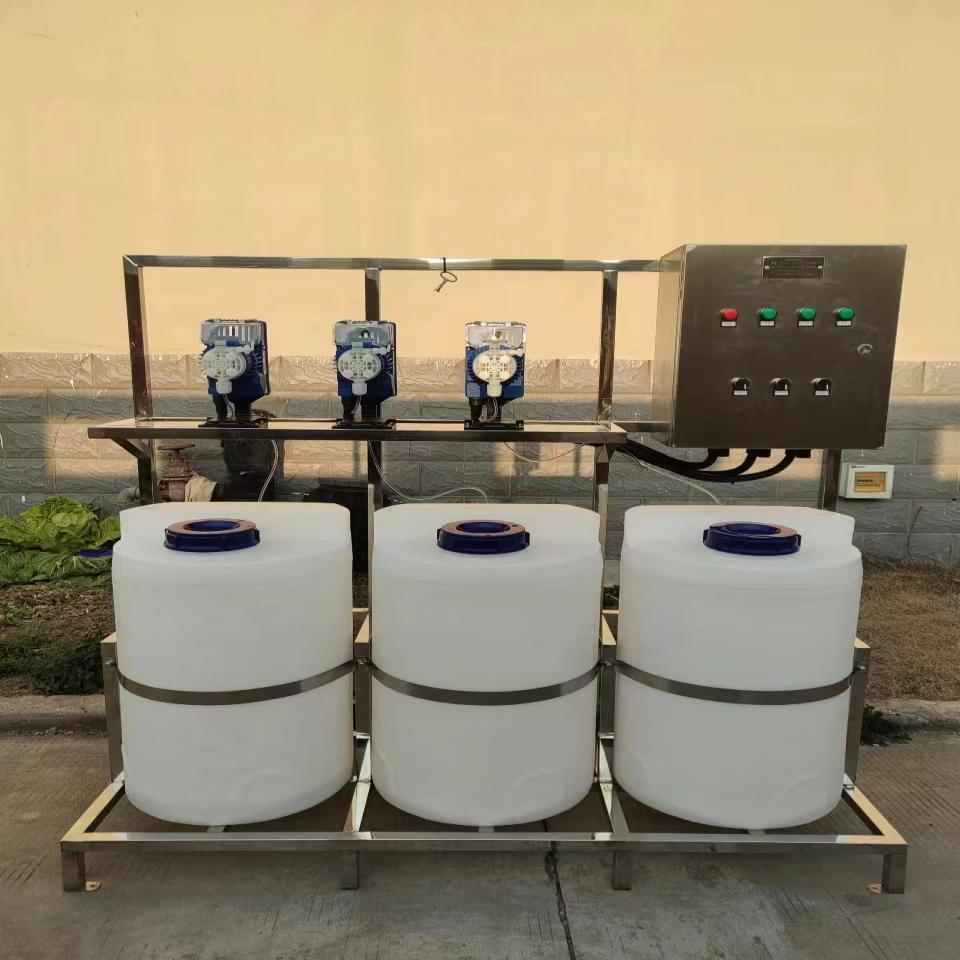 Flocculation Scale Inhibition at Sterilization Three-Pump Three-Barrel Circulating Water System Dosing Device
