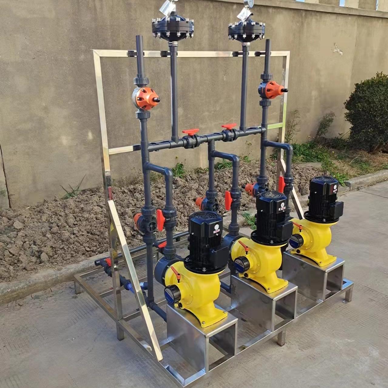 Dalawang-in-one dosing aparato para sa acid at alkali